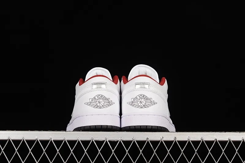 All categories Air Jordan Jordan series basketball shoes Air Jordan 1 Low Z version Air Jordan 1 Low AJ1 Joe 1 all white low-top cultural basketball shoes 553560-164